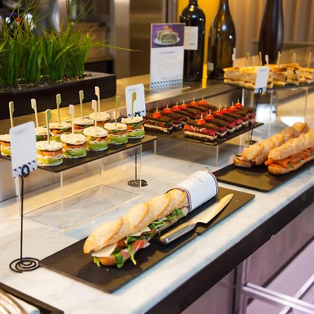 Hotel Mercure Lyon Centre Charpennes Вильорбан Екстериор снимка
