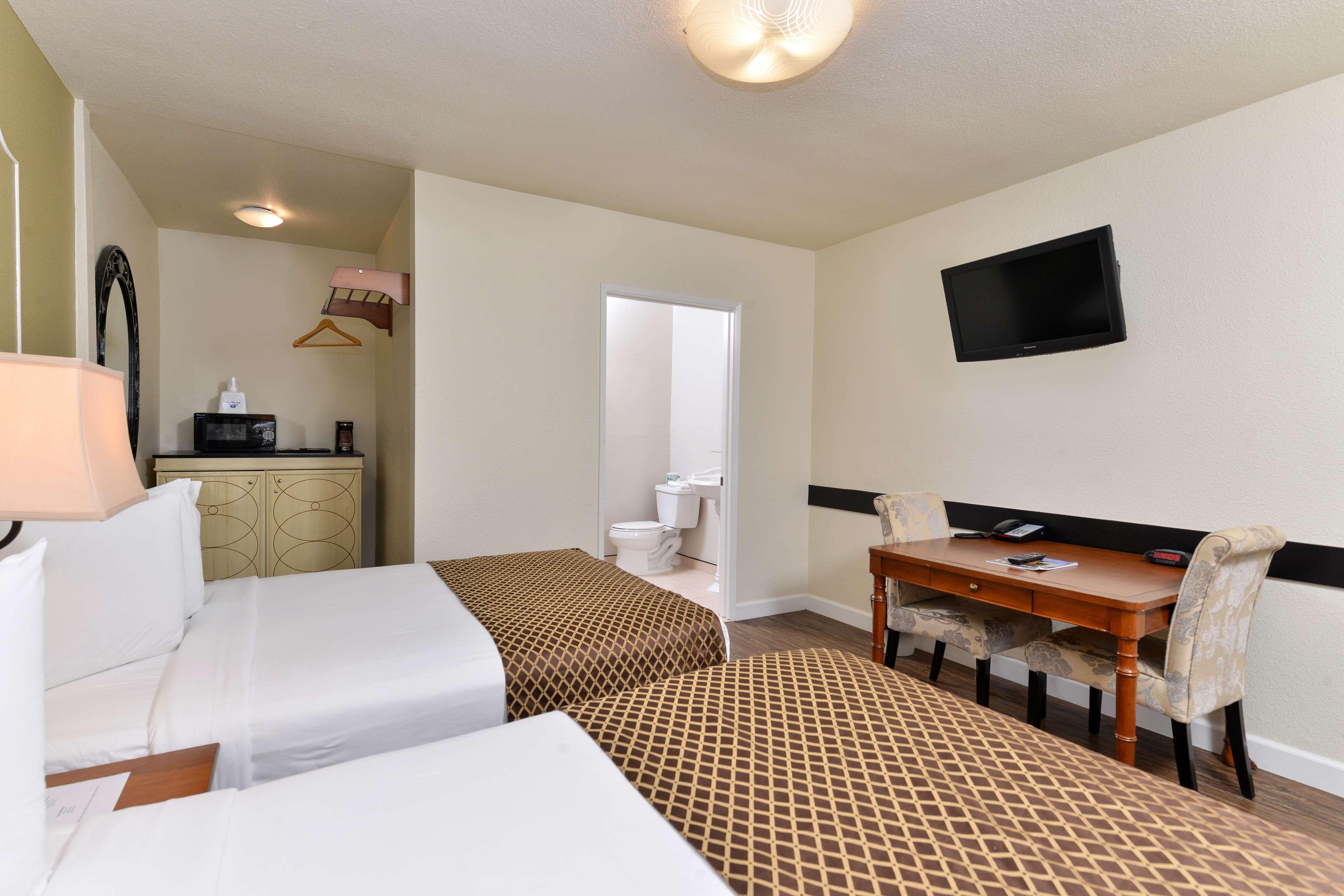 Hotel Mercure Lyon Centre Charpennes Вильорбан Екстериор снимка