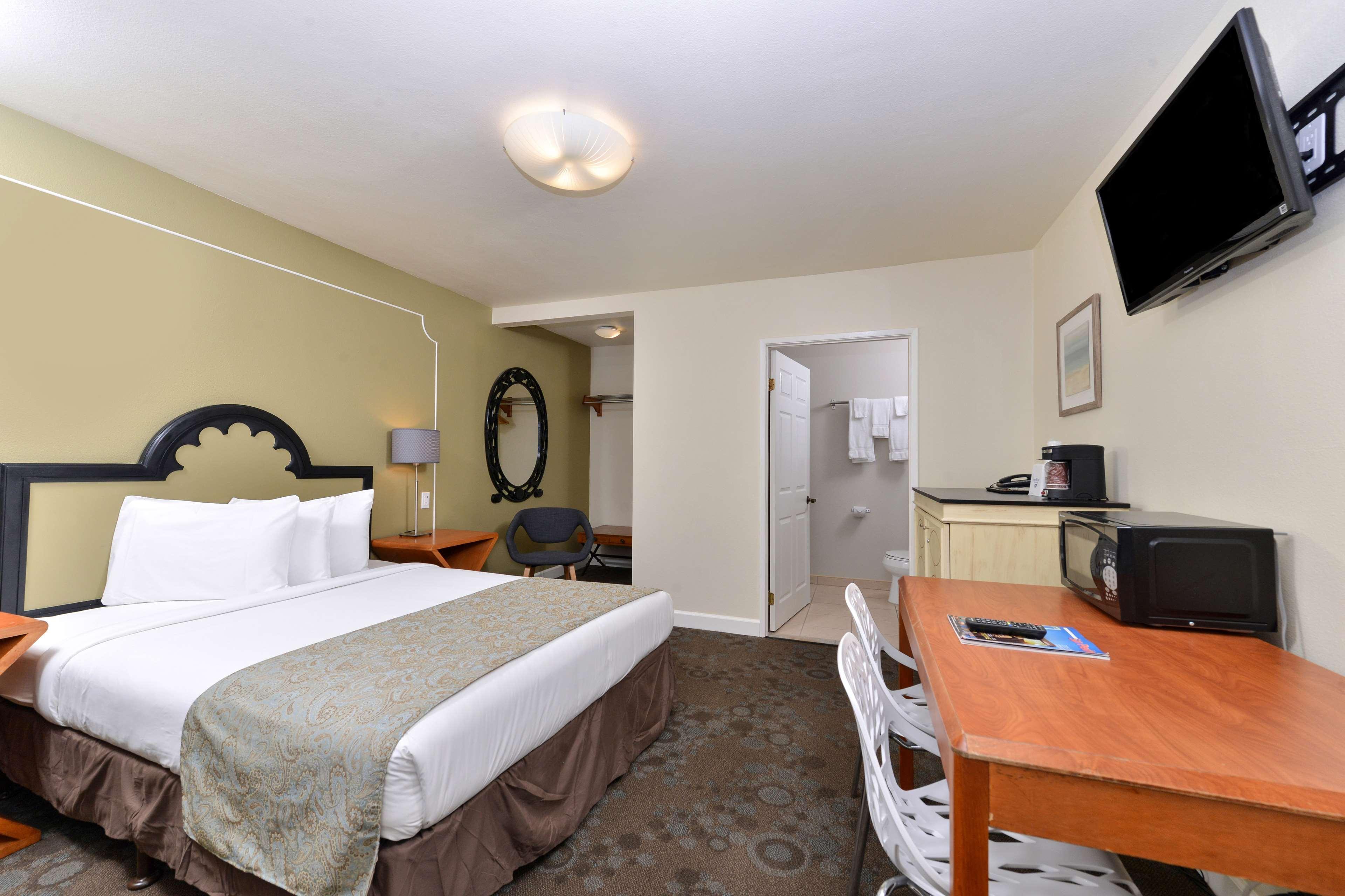Hotel Mercure Lyon Centre Charpennes Вильорбан Екстериор снимка