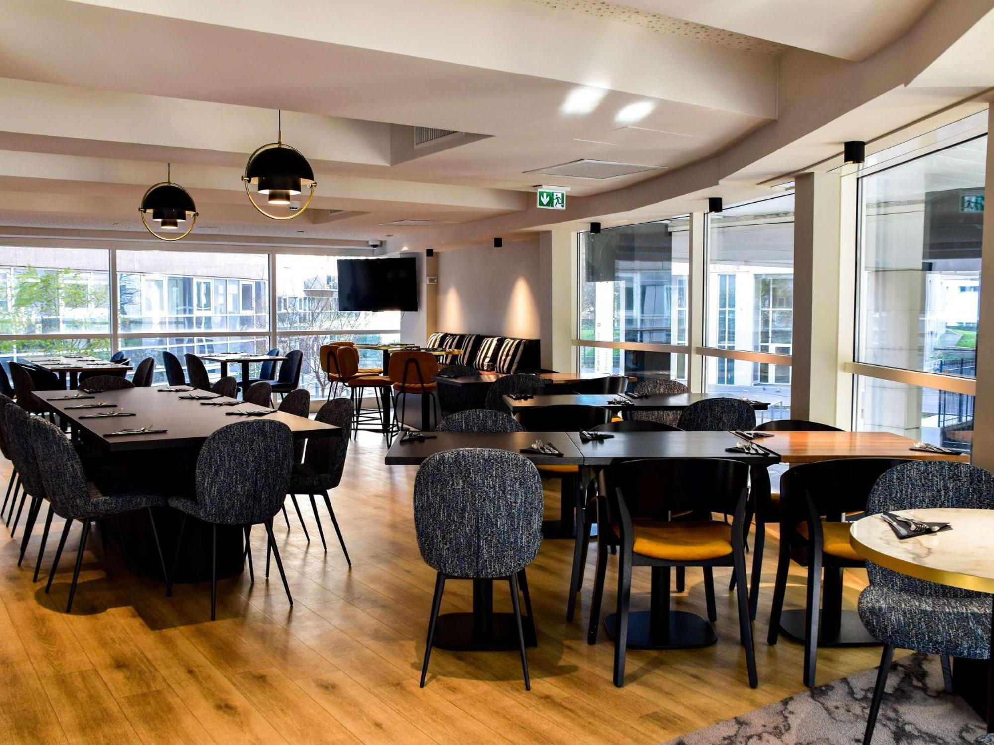 Hotel Mercure Lyon Centre Charpennes Вильорбан Екстериор снимка